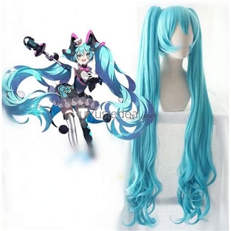 Navigating the Challenges of Magical Mirai Miku Cosplay: Lessons Learned